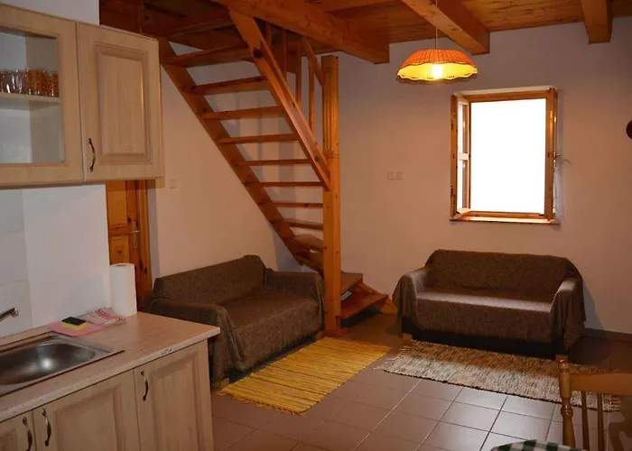 In - Balaton 18075 Balatonberény