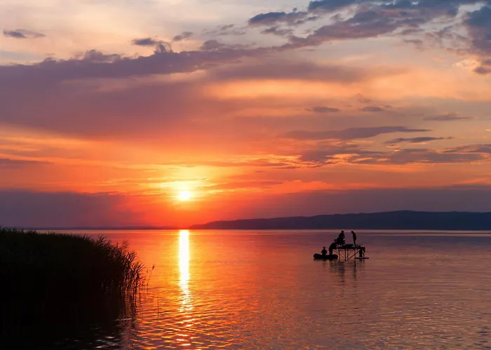בית נופש In - Balaton 18075 *